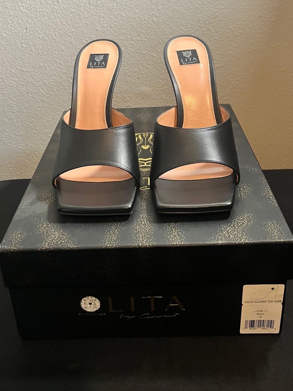 LITA by CIARA Solid Square Toe Slide